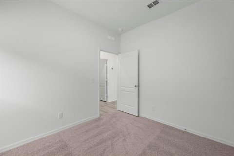 House in Lake Alfred, Florida 3 bedrooms, 114.36 sq.m. № 1902556 - photo 17