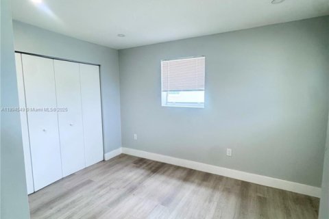 Villa ou maison à vendre à Davie, Floride: 3 chambres, 113.15 m2 № 1947000 - photo 6