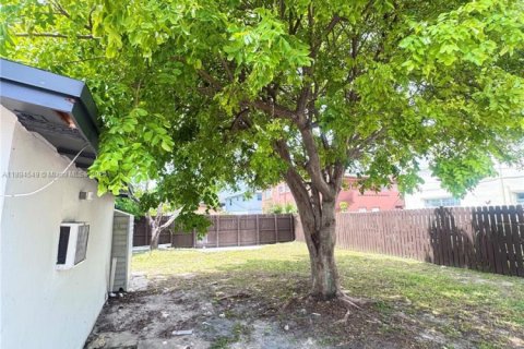 Villa ou maison à vendre à Davie, Floride: 3 chambres, 113.15 m2 № 1947000 - photo 11