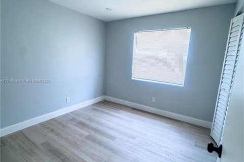 Villa ou maison à vendre à Davie, Floride: 3 chambres, 113.15 m2 № 1947000 - photo 9