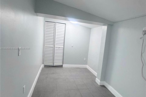 Villa ou maison à vendre à Davie, Floride: 3 chambres, 113.15 m2 № 1947000 - photo 17