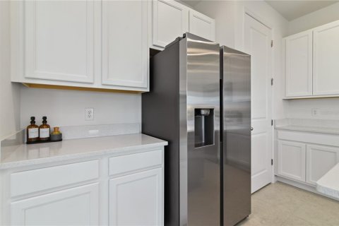Townhouse in Davenport, Florida 3 bedrooms, 200.67 sq.m. № 1765082 - photo 13