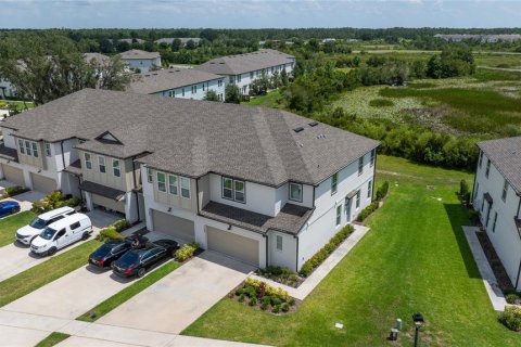 Townhouse in Davenport, Florida 3 bedrooms, 200.67 sq.m. № 1765082 - photo 5