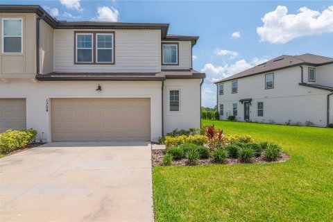 Townhouse in Davenport, Florida 3 bedrooms, 200.67 sq.m. № 1765082 - photo 2