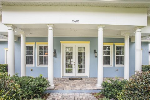 House in Winter Park, Florida 4 bedrooms, 311.13 sq.m. № 1779047 - photo 4