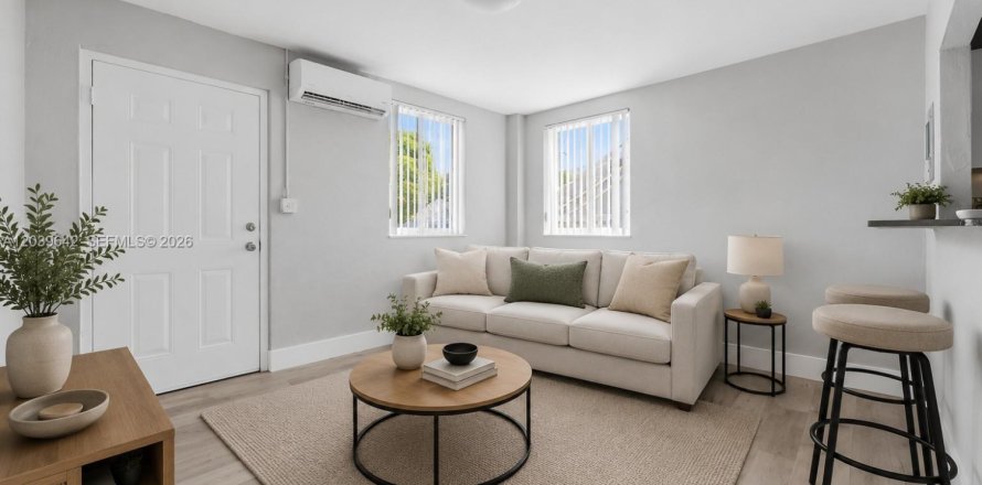 Apartamento en South Miami, Florida 2 dormitorios № 2086409