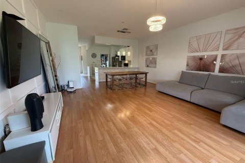 Townhouse in Orlando, Florida 2 bedrooms, 143.63 sq.m. № 2099401 - photo 13