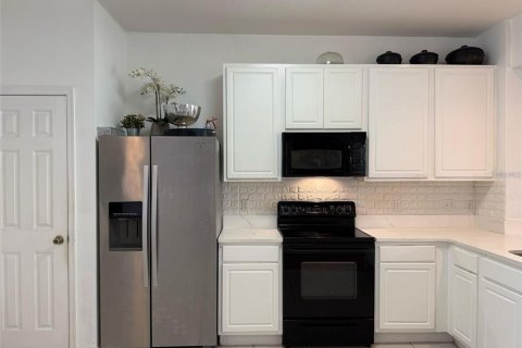 Townhouse in Orlando, Florida 2 bedrooms, 143.63 sq.m. № 2099401 - photo 6