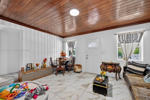 Propiedad comercial en venta en Miami, Florida, 360.83 m2 № 2439099 - foto 30