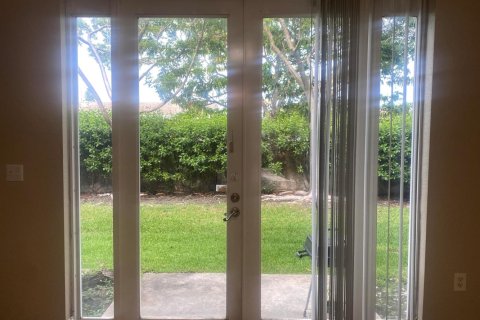 Touwnhouse à louer à Tamarac, Floride: 3 chambres, 113.25 m2 № 2247993 - photo 11