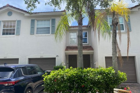 Touwnhouse à louer à Tamarac, Floride: 3 chambres, 113.25 m2 № 2247993 - photo 3