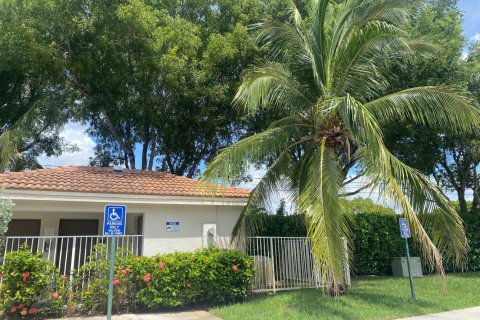 Touwnhouse à louer à Tamarac, Floride: 3 chambres, 113.25 m2 № 2247993 - photo 5