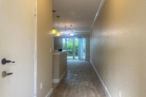 Touwnhouse à louer à Tamarac, Floride: 3 chambres, 113.25 m2 № 2247993 - photo 7