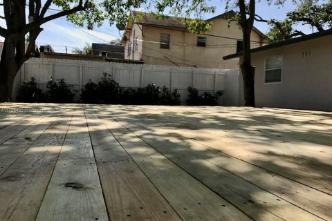 Купить виллу или дом в Майами, Флорида 3 спальни, 123м2, № 1971673 - фото 3