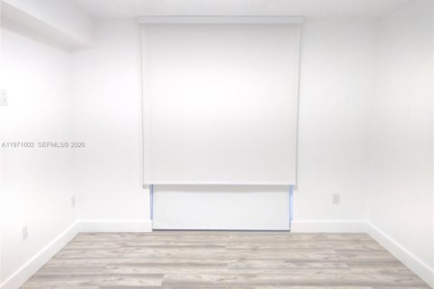 Copropriété à vendre à Miami, Floride: 1 chambre, 59.46 m2 № 2032770 - photo 12
