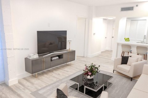 Copropriété à vendre à Miami, Floride: 1 chambre, 59.46 m2 № 2032770 - photo 6