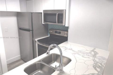 Copropriété à vendre à Miami, Floride: 1 chambre, 59.46 m2 № 2032770 - photo 9