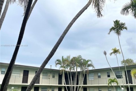 Condo à Miami, Floride, 1 chambre  № 2168811