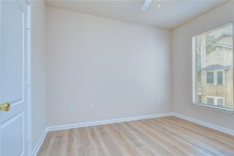 Condo in Tampa, Florida, 3 bedrooms  № 2094167 - photo 22
