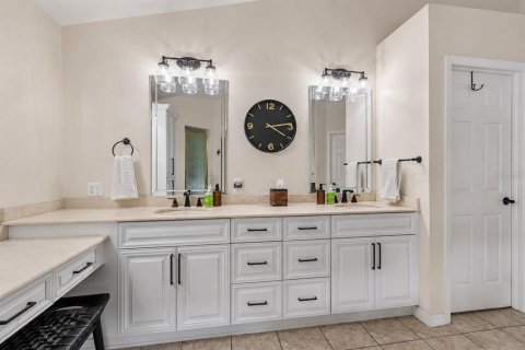 Villa ou maison à vendre à Tampa, Floride: 4 chambres, 323.11 m2 № 2234555 - photo 23