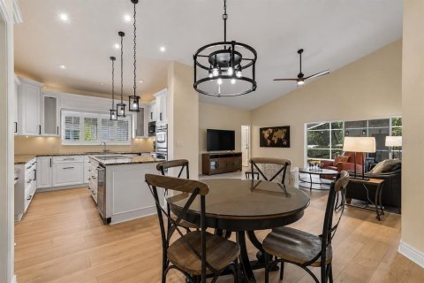 Villa ou maison à vendre à Tampa, Floride: 4 chambres, 323.11 m2 № 2234555 - photo 11