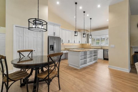 Villa ou maison à vendre à Tampa, Floride: 4 chambres, 323.11 m2 № 2234555 - photo 13