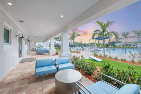 House in Vero Beach, Florida 3 bedrooms, 191.01 sq.m. № 2348736 - photo 29