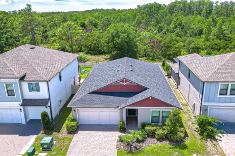 Casa en Land O' Lakes, Florida 4 dormitorios, 193.98 m2 № 2096137