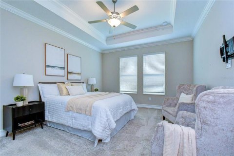House in Land O' Lakes, Florida 4 bedrooms, 193.98 sq.m. № 2096137 - photo 13