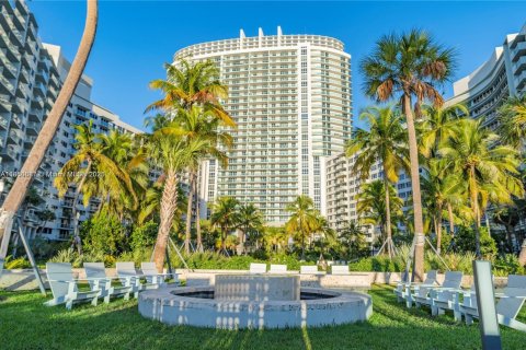 Купить кондоминиум в Майами-Бич, Флорида 1 спальня, 67.91м2, № 1960103 - фото 13