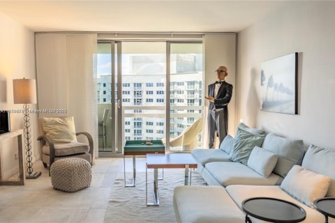 Купить кондоминиум в Майами-Бич, Флорида 1 спальня, 67.91м2, № 1960103 - фото 2