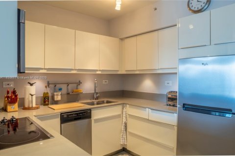 Купить кондоминиум в Майами-Бич, Флорида 1 спальня, 67.91м2, № 1960103 - фото 5
