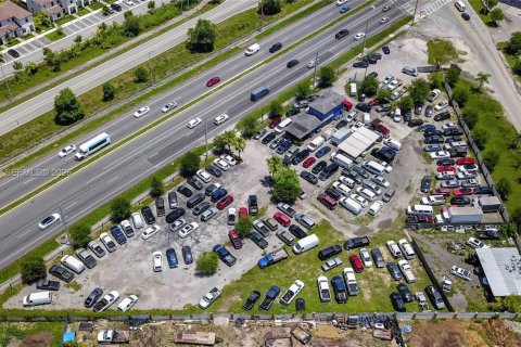 Commercial property in Homestead, Florida № 2276358 - photo 10