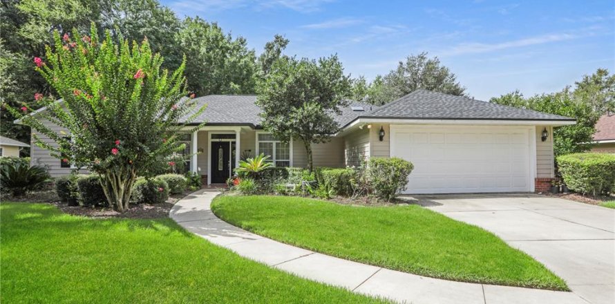 House in Alachua, Florida 4 bedrooms, 215.63 sq.m. № 1883319