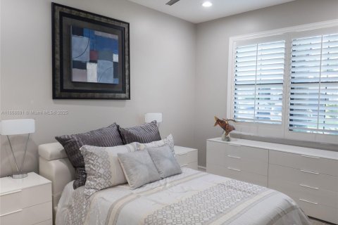 House in Delray Beach, Florida 4 bedrooms, 246.75 sq.m. № 1896565 - photo 30