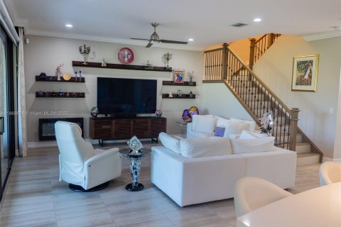 House in Delray Beach, Florida 4 bedrooms, 246.75 sq.m. № 1896565 - photo 14