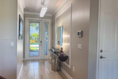 House in Delray Beach, Florida 4 bedrooms, 246.75 sq.m. № 1896565 - photo 5