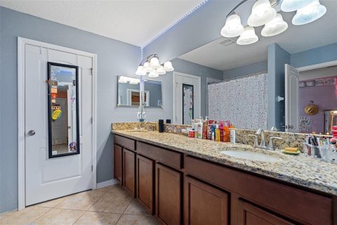 Купить виллу или дом в Сент-Клу, Флорида 8 комнат, 231.33м2, № 1786060 - фото 20