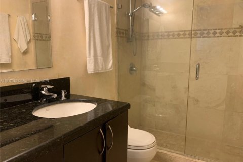 Copropriété à louer à Miami Beach, Floride: 2 chambres, 78.97 m2 № 1973840 - photo 24