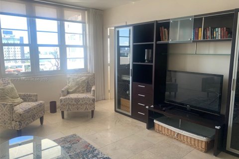 Copropriété à louer à Miami Beach, Floride: 2 chambres, 78.97 m2 № 1973840 - photo 4