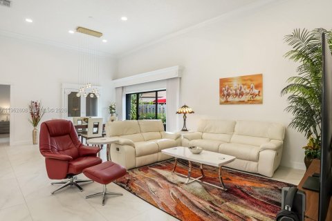 Villa ou maison à vendre à Hallandale Beach, Floride: 3 chambres, 150.87 m2 № 2080970 - photo 25