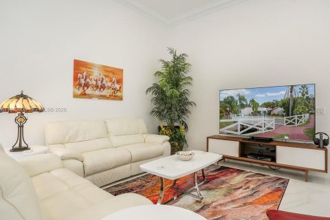 Villa ou maison à vendre à Hallandale Beach, Floride: 3 chambres, 150.87 m2 № 2080970 - photo 24