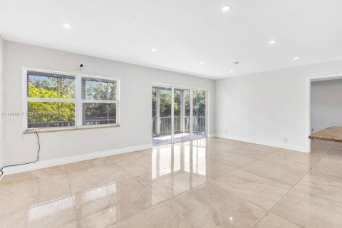 Copropriété à vendre à Hallandale Beach, Floride: 2 chambres, 106.84 m2 № 1945788 - photo 7