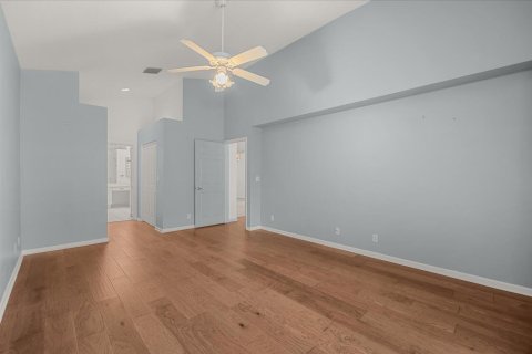 House in Port St. Lucie, Florida 3 bedrooms, 198.07 sq.m. № 2400509 - photo 20