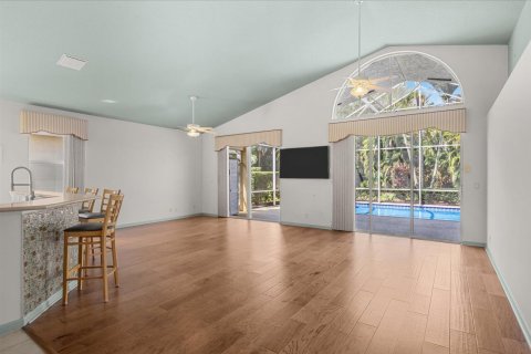 House in Port St. Lucie, Florida 3 bedrooms, 198.07 sq.m. № 2400509 - photo 10