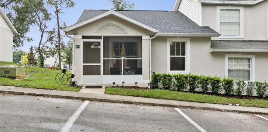 Villa ou maison à Clermont, Floride 2 chambres № 2265703