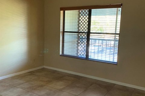Condo in Stuart, Florida, 2 bedrooms  № 2378665 - photo 17