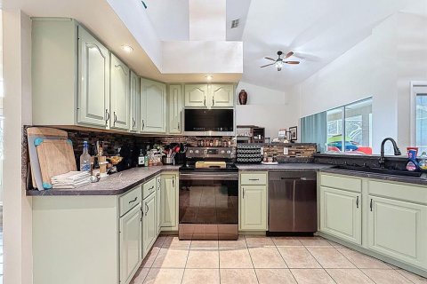 Villa ou maison à vendre à Hudson, Floride: 3 chambres, 202.99 m2 № 1844228 - photo 16