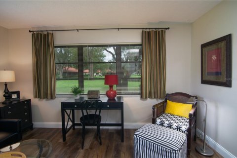 House in Sarasota, Florida 2 bedrooms, 142.05 sq.m. № 2122764 - photo 12