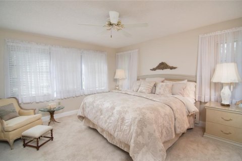 House in Sarasota, Florida 2 bedrooms, 142.05 sq.m. № 2122764 - photo 15